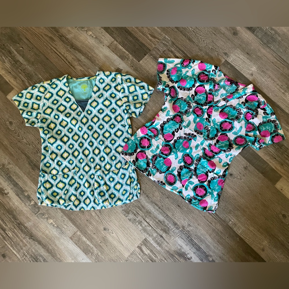 Healing Hands and Flex scrub top